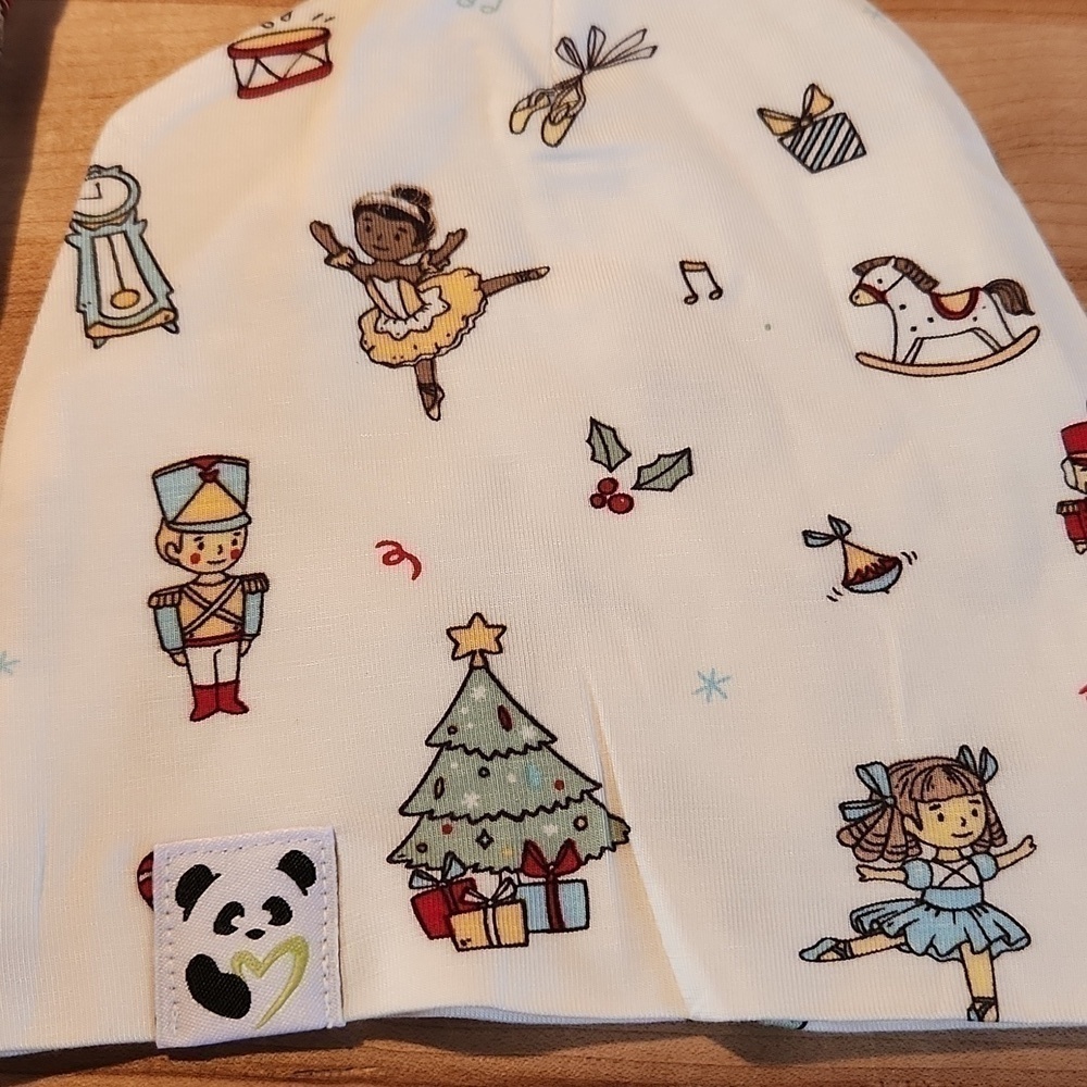 Bellabu Bear Swaddle & Beanie set Nutcracker Christmas Unisex NWT - Picture 3 of 11